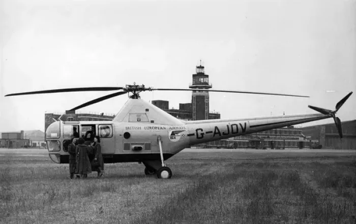 Framed Print : Westland Sikorsky S-51 G-AJOV Sir Lamorak of BEA Framed Print : Westland Sikorsky S-51 G-AJOV Sir Lamorak of BEA