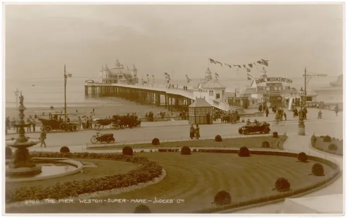Framed Print : WESTON-SUPER-MARE / C1914 Framed Print : WESTON-SUPER-MARE / C1914