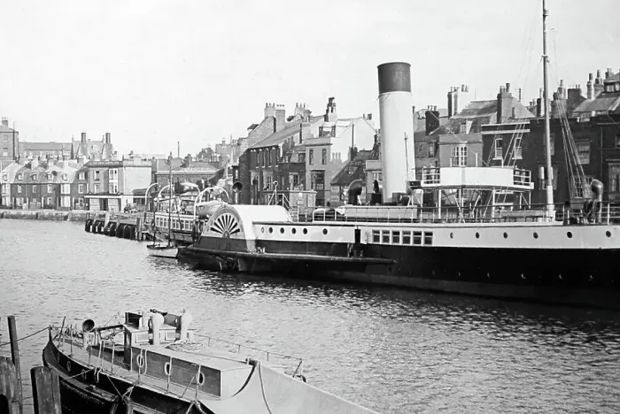 Framed Print : Weymouth paddle steamer, early 1900s Framed Print : Weymouth paddle steamer, early 1900s