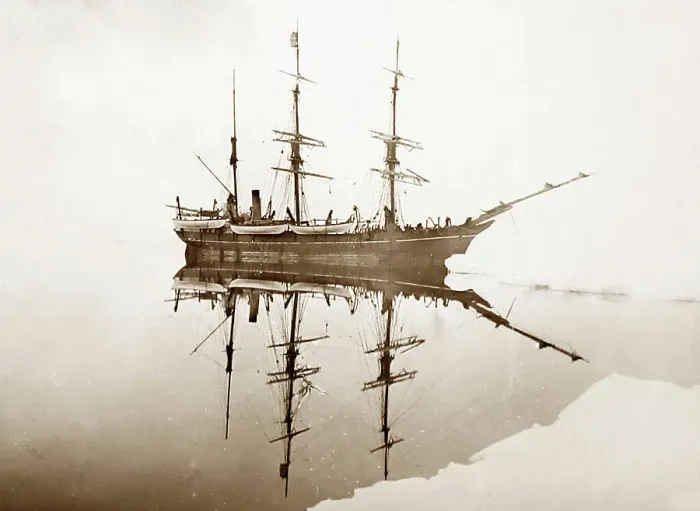 Framed Print : A whaling ship in Melville Bay, Greenland, Victorian period