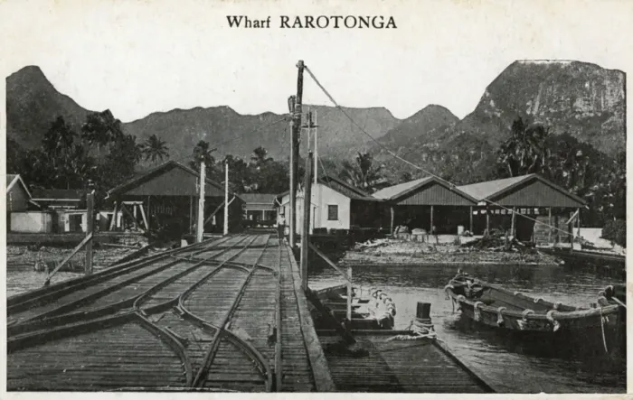 Framed Print : Wharf at Rarotonga, Cook Islands, South Pacific Framed Print : Wharf at Rarotonga, Cook Islands, South Pacific