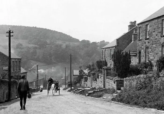 Framed Print : Whatstandwell near Crich early 1900s Framed Print : Whatstandwell near Crich early 1900s
