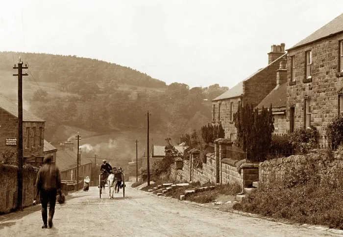 Framed Print : Whatstandwell near Crich early 1900's Framed Print : Whatstandwell near Crich early 1900's