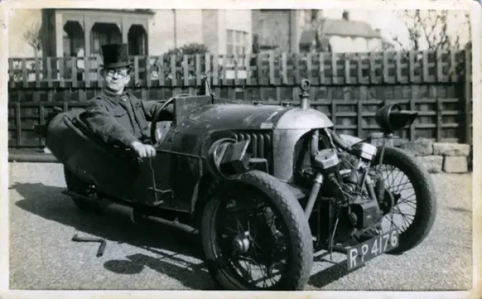 Framed Print : Three Wheeled Morgan Vintage Car, Britain Framed Print : Three Wheeled Morgan Vintage Car, Britain