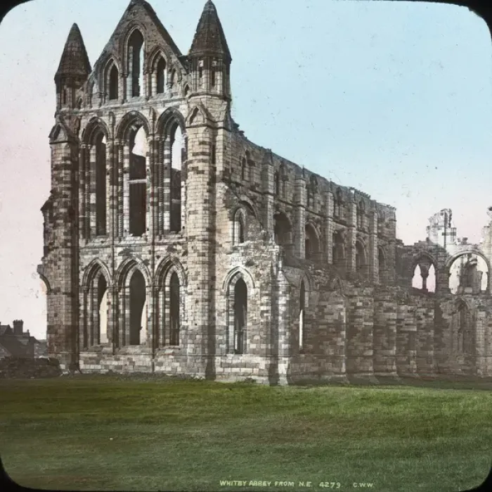 Framed Print : Whitby Abbey, North Yorkshire, England Framed Print : Whitby Abbey, North Yorkshire, England