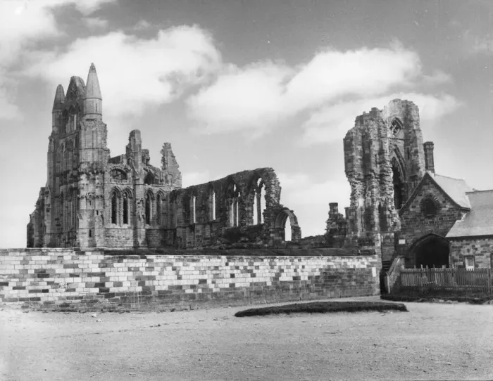 Framed Print : Whitby Abbey, Yorkshire, England. King Edwin built a small church here c. 630. St Framed Print : Whitby Abbey, Yorkshire, England. King Edwin built a small church here c. 630. St