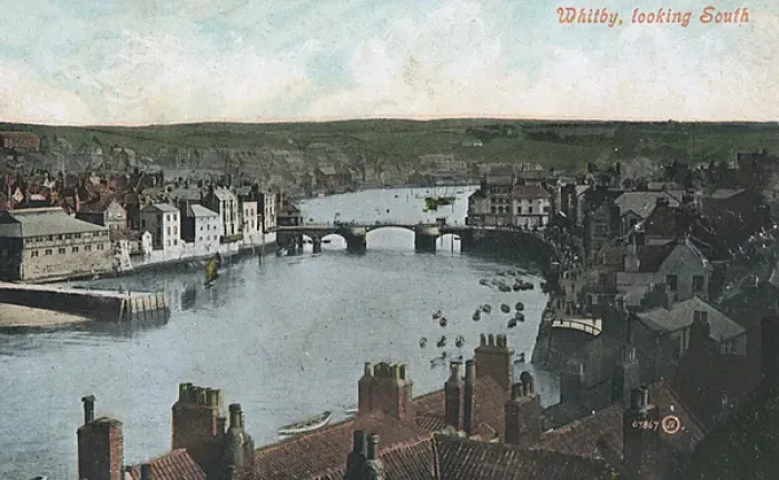 Framed Print : Whitby, North Yorkshire - looking south (inland) Framed Print : Whitby, North Yorkshire - looking south (inland)