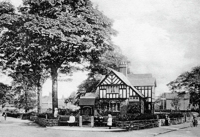 Framed Print : Whitchurch Dodington Fountain early 1900s Framed Print : Whitchurch Dodington Fountain early 1900s