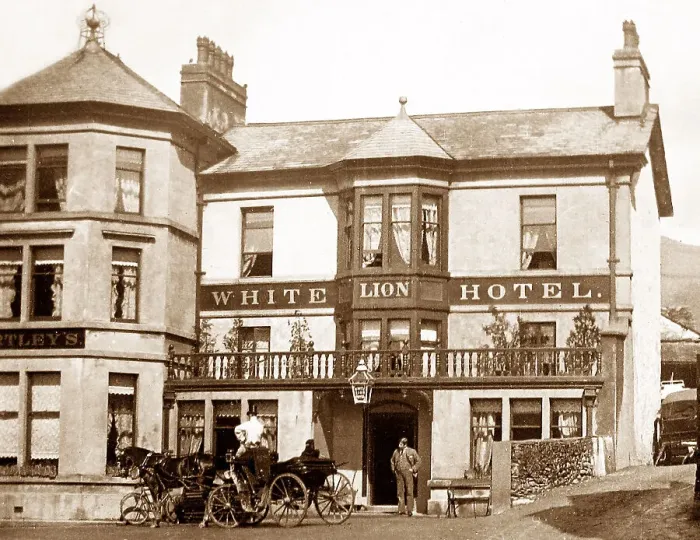 Framed Print : White Lion Hotel, Ambleside Framed Print : White Lion Hotel, Ambleside