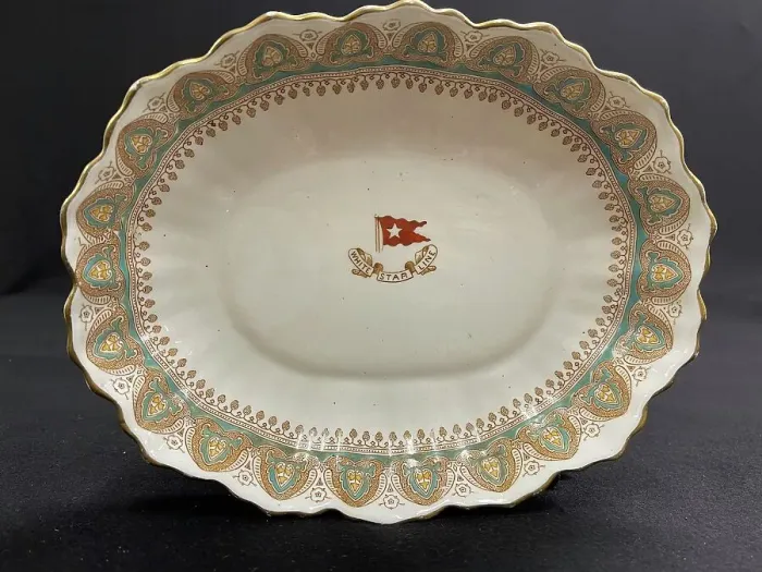 Framed Print : White Star line, ceramic First Class gothic arch serving dis Framed Print : White Star line, ceramic First Class gothic arch serving dis