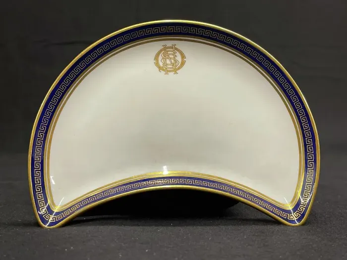 Framed Print : White Star Line, Copeland Spode OSNC crescent dish Framed Print : White Star Line, Copeland Spode OSNC crescent dish