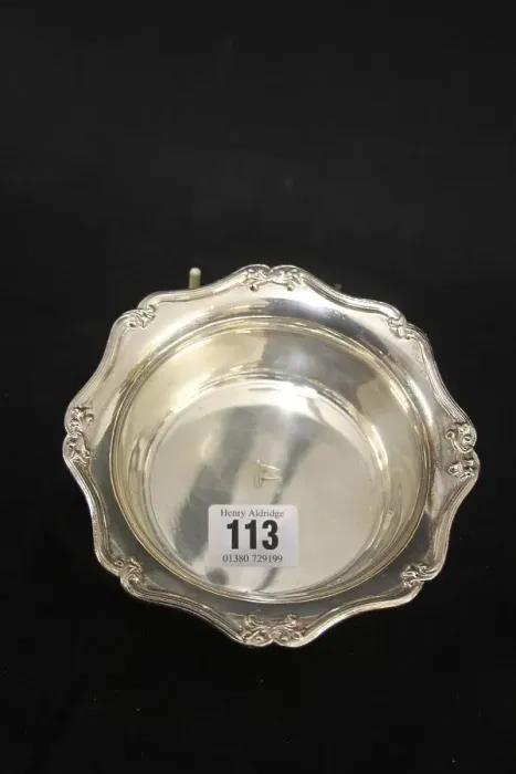 Framed Print : White Star Line - Goldsmiths Regent bottle stand Framed Print : White Star Line - Goldsmiths Regent bottle stand