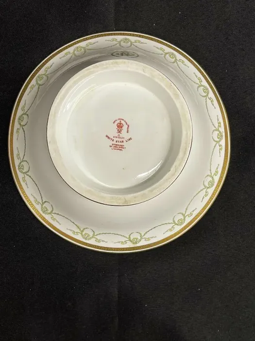 Framed Print : White Star Line, OSNC Royal Crown Derby fruit bowl (base) Framed Print : White Star Line, OSNC Royal Crown Derby fruit bowl (base)