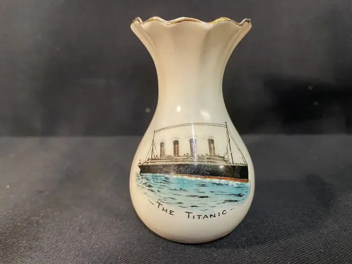 Framed Print : White Star Line, RMS Titanic - commemorative vase Framed Print : White Star Line, RMS Titanic - commemorative vase