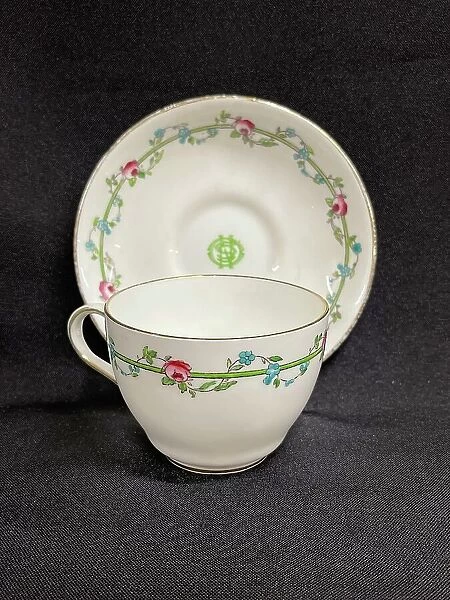 White Star Line, Stonier OSNC Rose pattern teacup and saucer