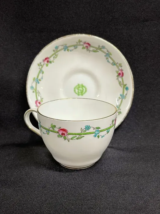 Framed Print : White Star Line, Stonier OSNC Rose pattern teacup and saucer Framed Print : White Star Line, Stonier OSNC Rose pattern teacup and saucer