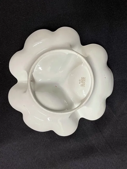 Framed Print : White Star Line, Stonier Wisteria hors d'oeuvre dish (base) Framed Print : White Star Line, Stonier Wisteria hors d'oeuvre dish (base)