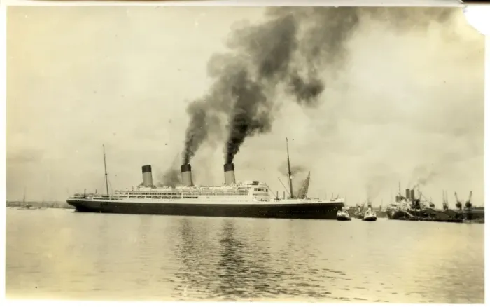 Framed Print : White Star Liner Majestic, Southampton, Hampshire Framed Print : White Star Liner Majestic, Southampton, Hampshire