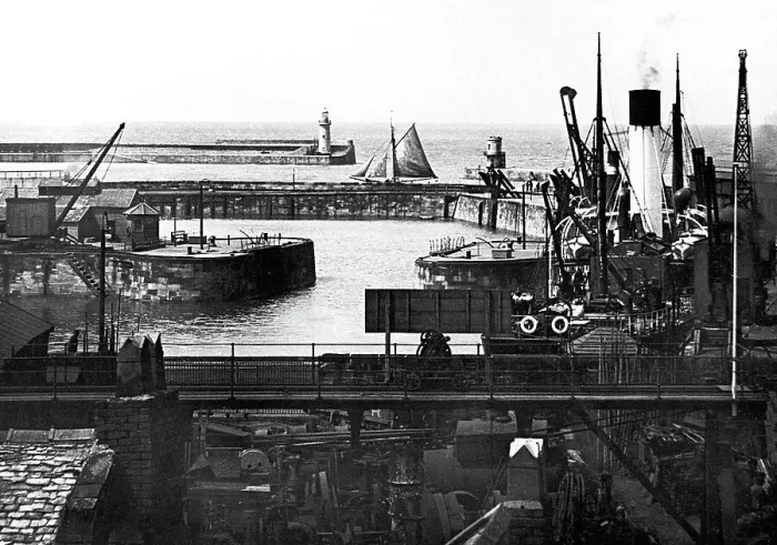 Framed Print : Whitehaven Harbour early 1900s Framed Print : Whitehaven Harbour early 1900s