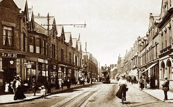 Framed Print : Whitley Road, Whitley Bay early 1900's Framed Print : Whitley Road, Whitley Bay early 1900's