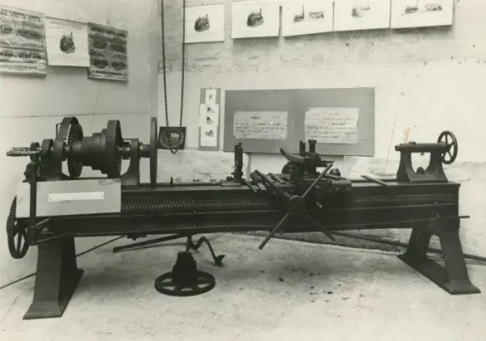 Framed Print : Whitworth lathe Framed Print : Whitworth lathe