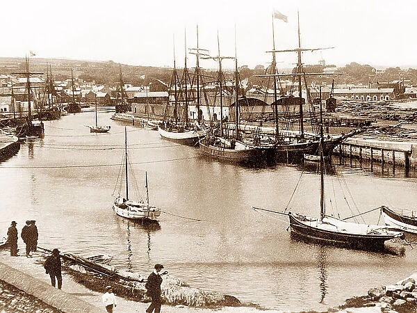 Wicklow Harbour sailing ships early 1900s