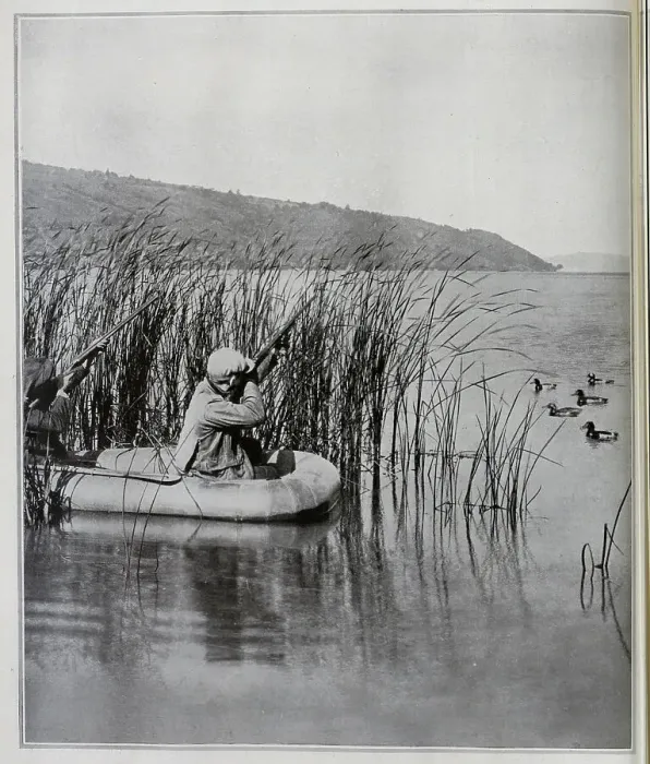 Framed Print : Wildfowling in a Pneumatic Boat Framed Print : Wildfowling in a Pneumatic Boat