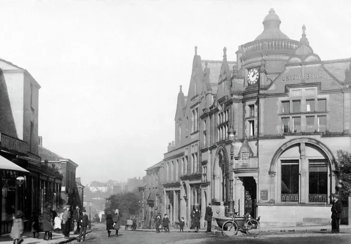 Framed Print : Wilmslow Church Street early 1900s Framed Print : Wilmslow Church Street early 1900s