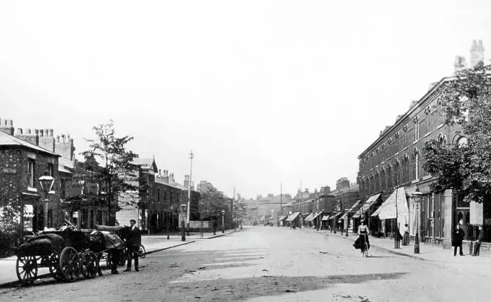 Framed Print : Wilmslow Road, Didsbury early 1900's Framed Print : Wilmslow Road, Didsbury early 1900's