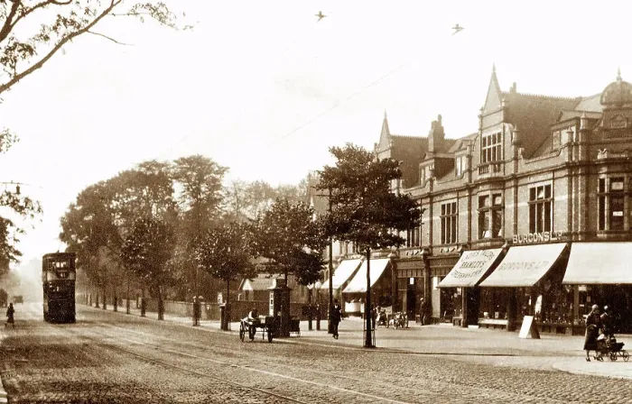 Framed Print : Wilmslow Road, Fallowfield early 1900s Framed Print : Wilmslow Road, Fallowfield early 1900s