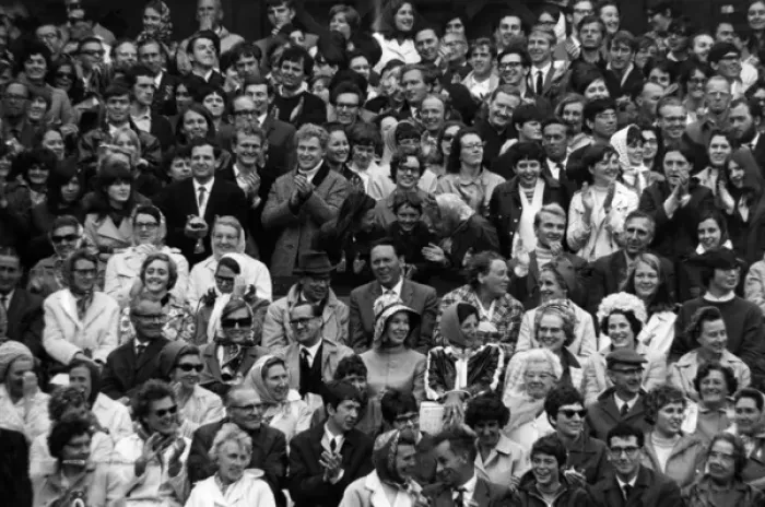 Framed Print : Wimbledon Crowd 1974 Framed Print : Wimbledon Crowd 1974