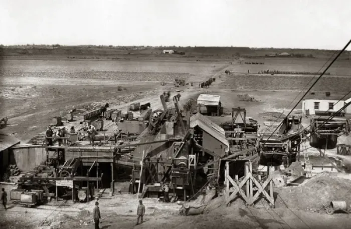 Framed Print : Winding gear, Kimberley Mine, South Africa, circa 1888studio Framed Print : Winding gear, Kimberley Mine, South Africa, circa 1888studio