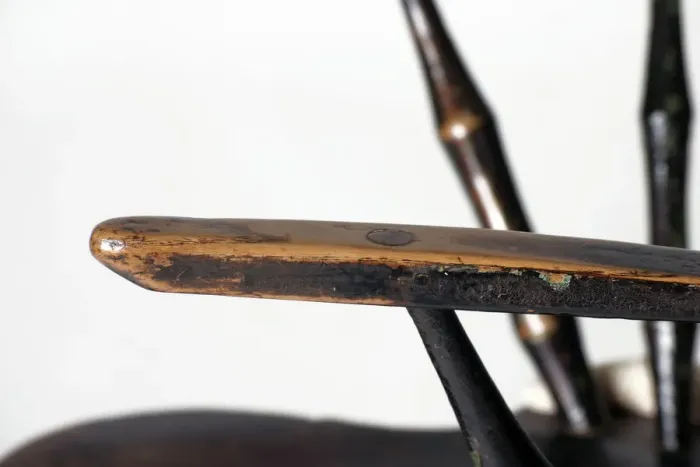 Framed Print : Windsor armchair, detail Framed Print : Windsor armchair, detail