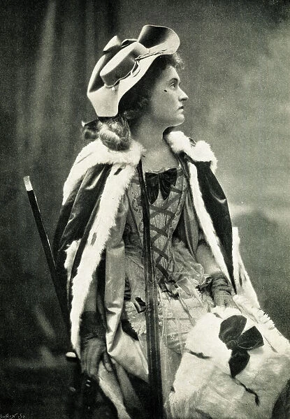 Winifred Emery as Miss Linley in Dick Sheridan