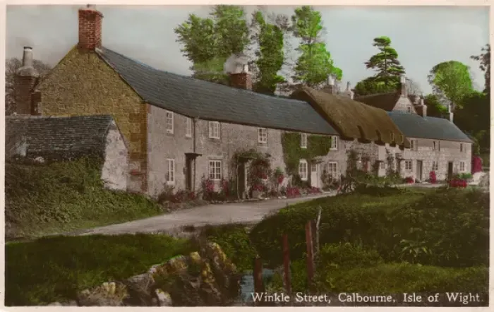 Framed Print : Winkle Street - Calbourne, Isle of Wight Framed Print : Winkle Street - Calbourne, Isle of Wight