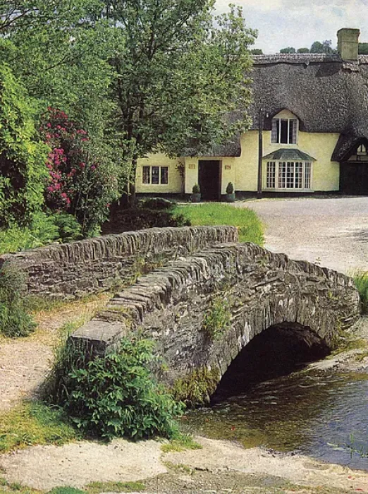 Framed Print : Winsford, Somerset Framed Print : Winsford, Somerset