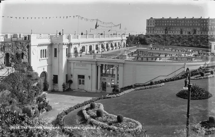 Framed Print : The Winter Gardens