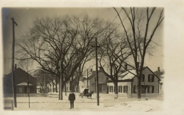 Framed Print : Winter scene in Greystone, USA Framed Print : Winter scene in Greystone, USA