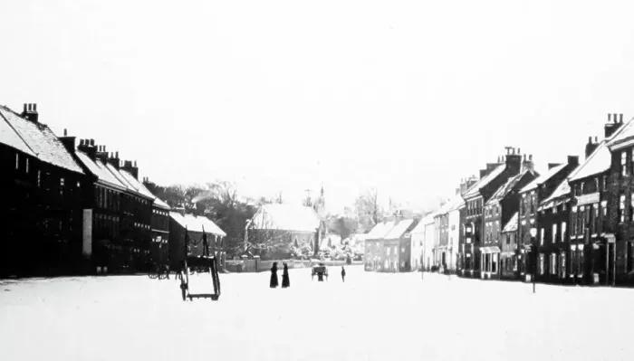 Framed Print : Winter in Yarm on Tees in the early 1880s Framed Print : Winter in Yarm on Tees in the early 1880s