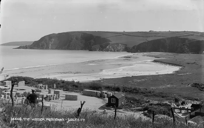 Framed Print : The Wintick, Pentewan Framed Print : The Wintick, Pentewan