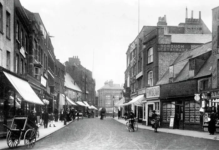 Framed Print : Wisbech High Street early 1900s Framed Print : Wisbech High Street early 1900s