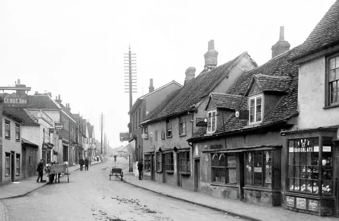 Framed Print : Witham High Street early 1900s Framed Print : Witham High Street early 1900s