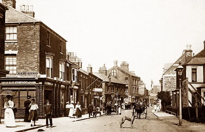 Framed Print : Withernsea Queen Street early 1900s Framed Print : Withernsea Queen Street early 1900s