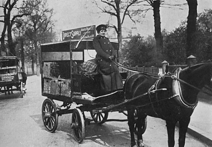 Framed Print : Woman delivery van driver, WW1 Framed Print : Woman delivery van driver, WW1