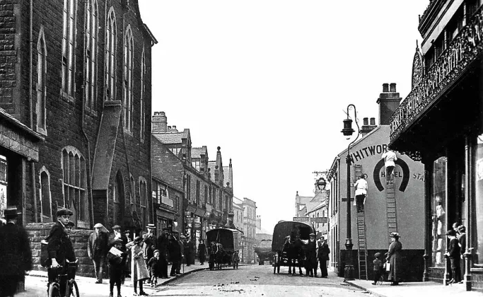 Framed Print : Wombwell High Street early 1900s Framed Print : Wombwell High Street early 1900s