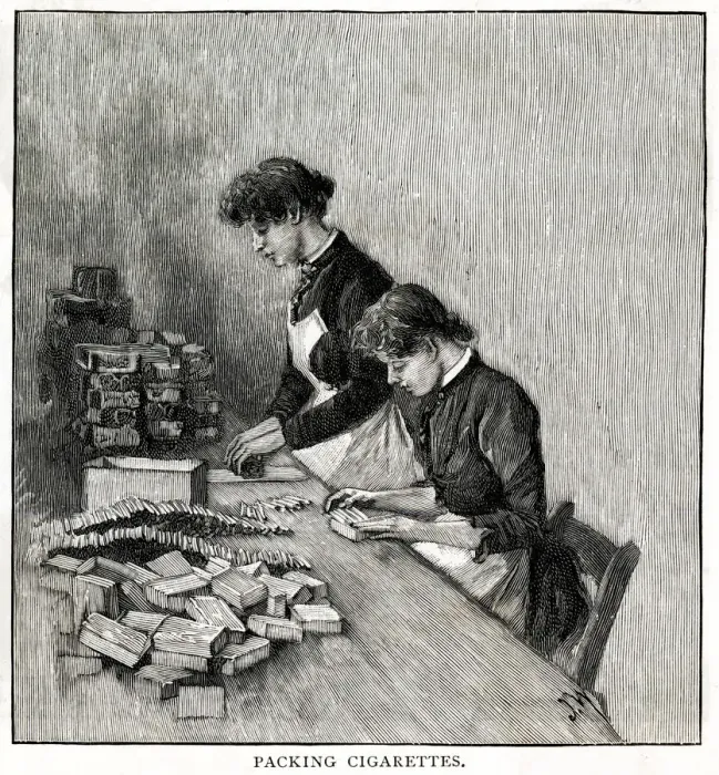 Framed Print : Women packing cigarettes at Copes factory, Liverpool 1891