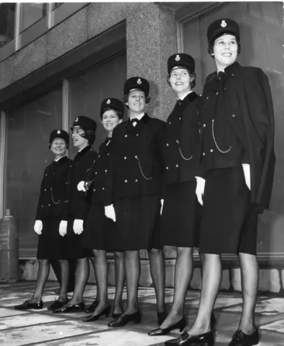 Framed Print : Women police officers in new Hartnell uniform, London Framed Print : Women police officers in new Hartnell uniform, London