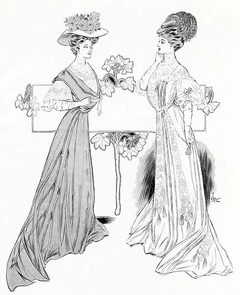Women wearing Edwardian dresses 1907