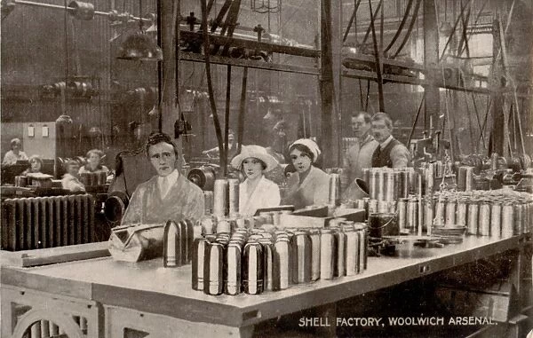 Women WW1 Munitions Woolwich Arsenal