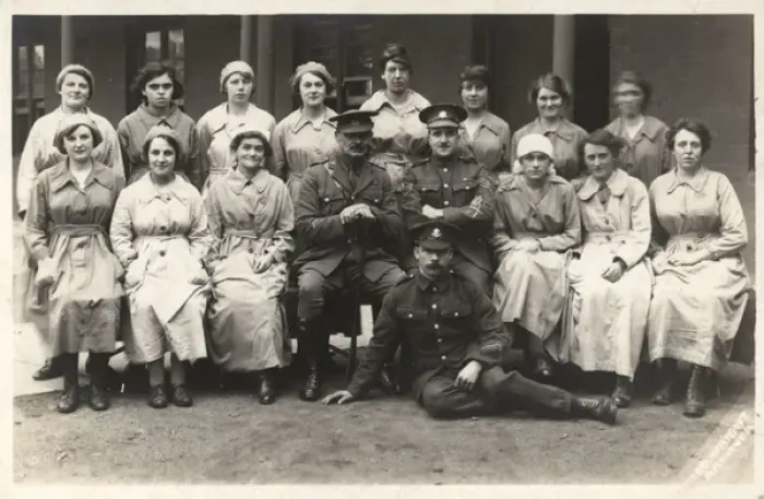 Framed Print : Women WW1 Work Canteen Framed Print : Women WW1 Work Canteen